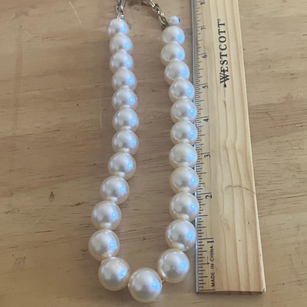 Elegant and bold White Pearl Necklace